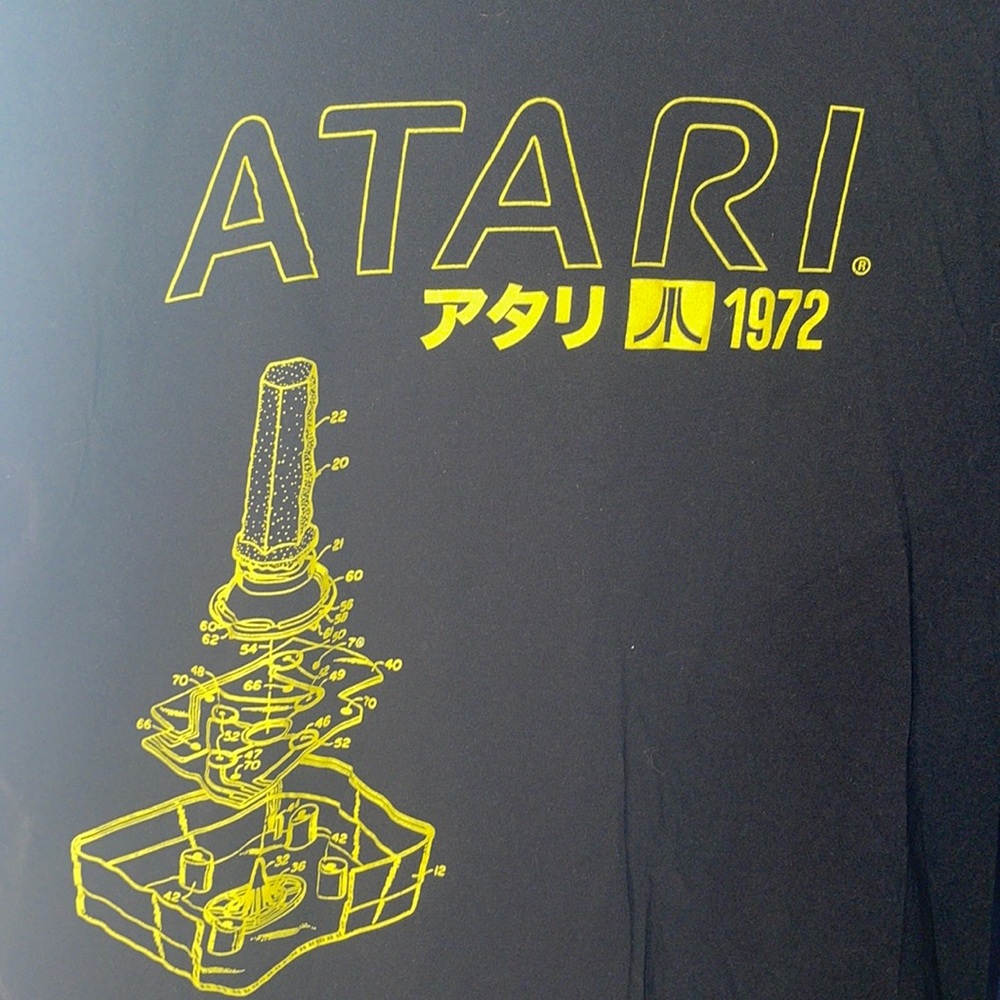 Atari tshirt - size M